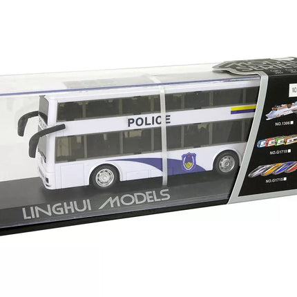 Baltas dviaukštis policijos autobusas su ištraukiamu garsu