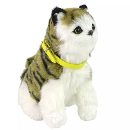 Interaktyvus pliušinis kačiukas. Švelnus kailis. Paglostykite galvą ir sužinokite jo funkcijas.