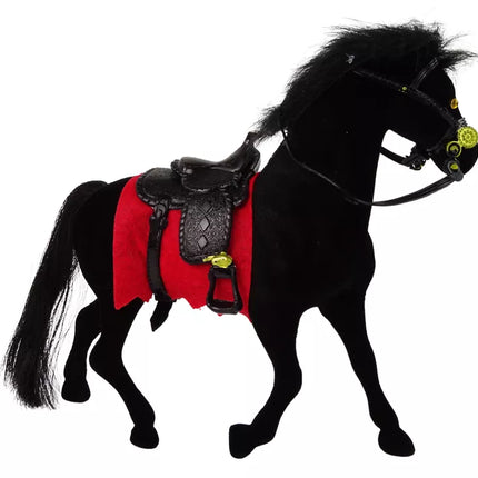 Aksominis juodas žirgas su raudonu balnu