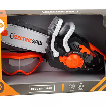 Juodas „pasidaryk pats“ grandininio pjūklo garsas