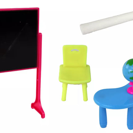 Mokytojo lėlė su mokinio mokykliniais reikmenimis