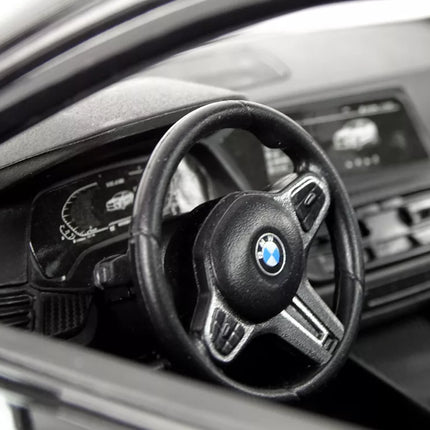 Radijo bangomis valdomas automobilis BMW X6 M 1:14 Rastar, juodas