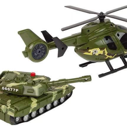 Karinis tankas su frikciniu varikliu ir sraigtasparnis