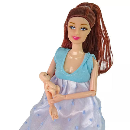 Lėlė su nėščiosios mėlyna suknele