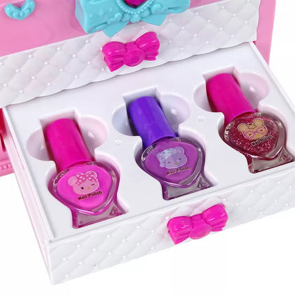 Grožio rinkinys lagamine, rožinis ir baltas