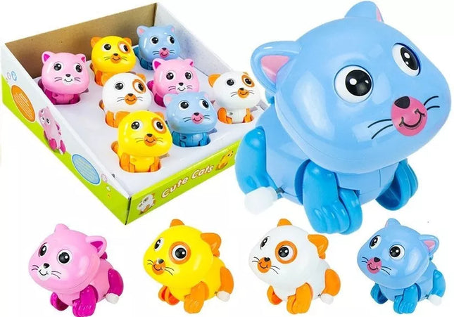 Mielas prisukamas kačiukas, prisukamas žaislas, judantis bėgantis katinas