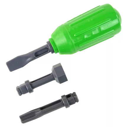 Žalias medienos sunkvežimis