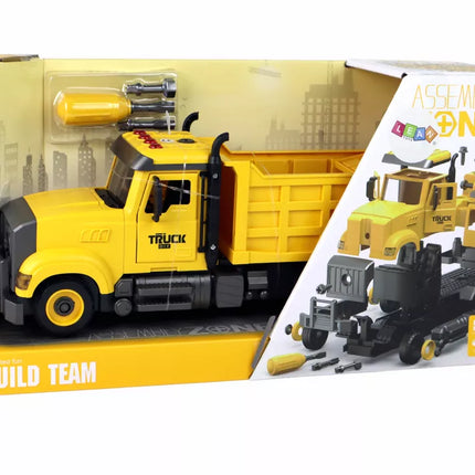 Sunkvežimių garsai atsukant ir sukant geltoną