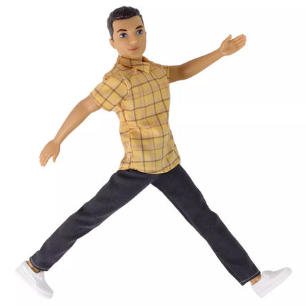 Berniukui skirta lėlė Paulo, marškinėliai, rudi plaukai