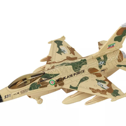 Karinis lėktuvas naikintuvas su garsais šviesomis Moro