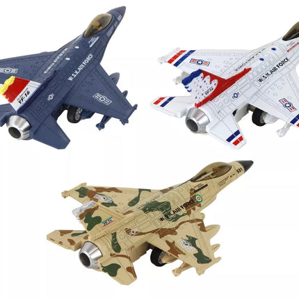 Karinis lėktuvas naikintuvas su garsais šviesomis Moro