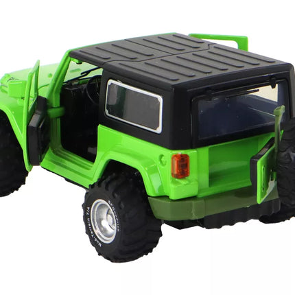 Visureigis automobilis, maitinamas baterijomis, frikcinė pavara, metalinis, žalias, 1:32