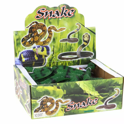 Struktūruota žalia guminė žarna su juodais lopais