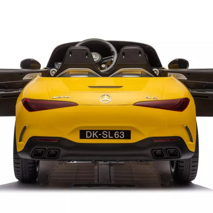 Mercedes AMG SL63 elektromobilis, geltonos spalvos