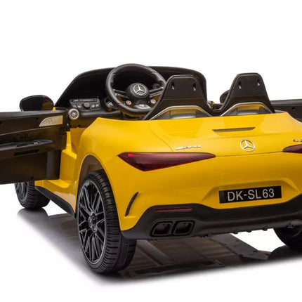 Mercedes AMG SL63 elektromobilis, geltonos spalvos