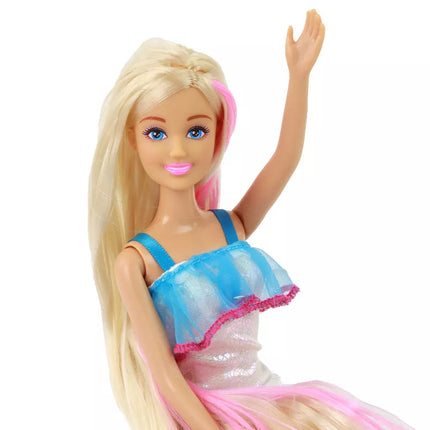 Anlily lėlės ilgais šviesiais plaukais, šukuosenų modeliavimas