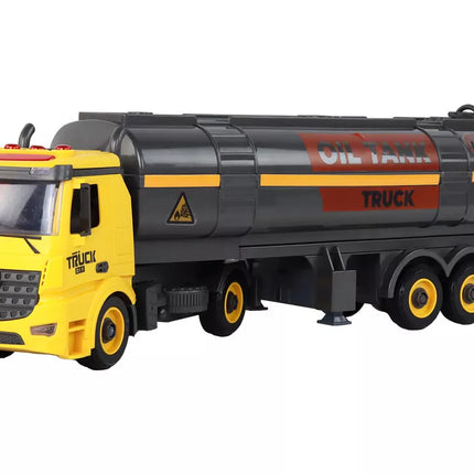 Surenkamas ir išardomas "pasidaryk pats" tanklaivis, geltoni žibintai, garsas