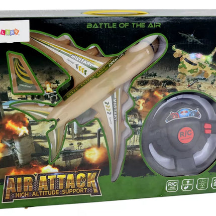 Nuotoliniu būdu valdomas karinis kamufliažinis lėktuvas su šviesomis