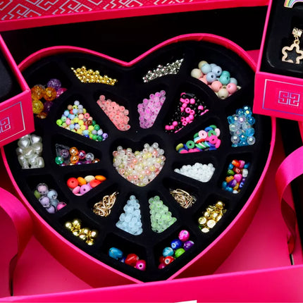 ""Pasidaryk pats" juvelyrikos rinkinys, karoliukai ir pakabukai dėžutėje, 1267 vnt."