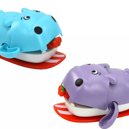 Vėjo prisukamas vonios žaislas plaukiojantis hipopotamas ant lentos
