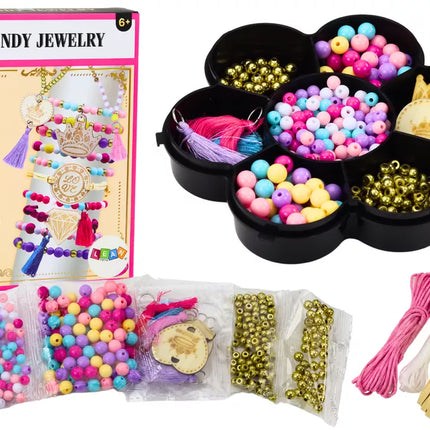 Apyrankių gamybos rinkinys, dėžutė su karoliukais ir pakabukais