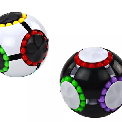 Magijos kamuoliuko galvosūkis Spalvingas kamuoliuko galvosūkio žaidimas