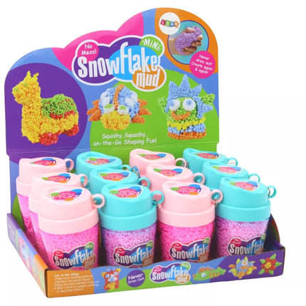 Purūs polistirolo kamuoliukai rožiniame puodelyje