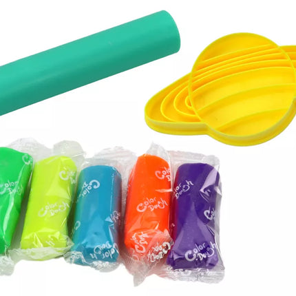 Plastikinis Play-Doh rinkinys: 8 planetų formelės, 5 spalvos