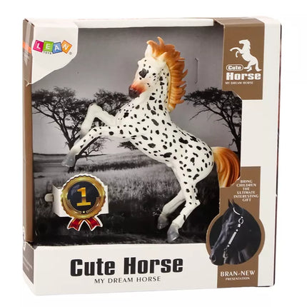 Žirgo figūrėlė, baltas žirgas su taškeliais, stovintis, stabilus, mielas žirgas