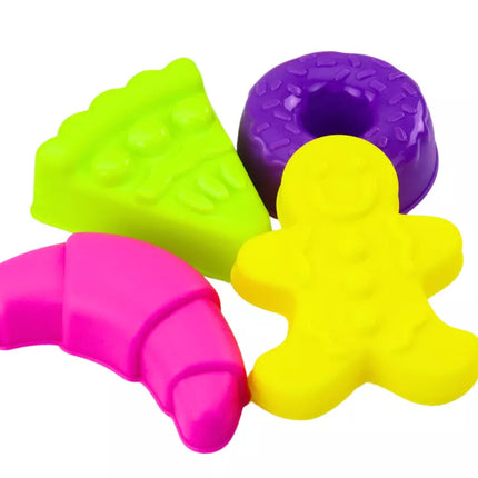 Smėlio kibirėlių rinkinys, laistytuvas, formelės, rožinės spalvos saldainiai, 8 vnt.