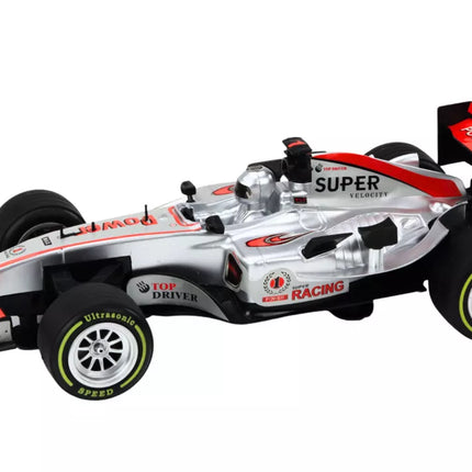 Sportinis sidabro spalvos lenktyninis automobilis su 1:9 pavara ir garsais