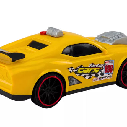 Lenktyninis automobilis su šviesomis, garsais ir atsidarančiu varikliu, geltonas