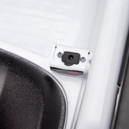 Audi Q7 akumuliatorinis automobilis, baltas