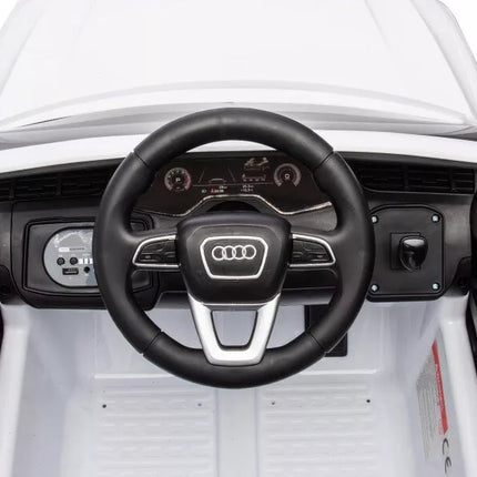 Audi Q7 akumuliatorinis automobilis, baltas