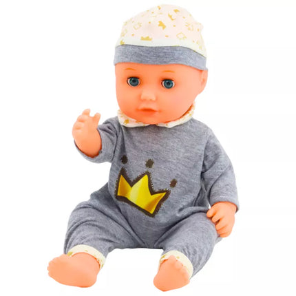 Lėlė pilkais pižamais su buteliuku ir čiulptuku, skleidžianti garsus (šlapinasi)