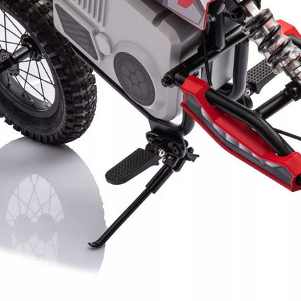 A9901 Raudonas motociklas su baterijomis