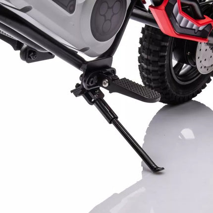 A9901 Raudonas motociklas su baterijomis