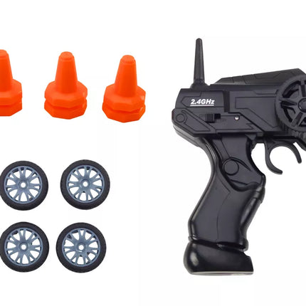 Nuotoliniu būdu valdomas sportinis automobilis 1:24 m masteliu, mėlynas, su keičiamais ratais