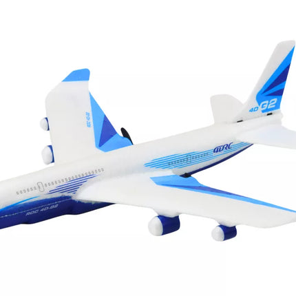 Nuotoliniu būdu valdomas lėktuvas R/C 4D-G2 baltas su šviesomis