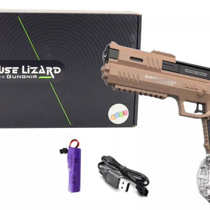 Automatinis vandens šautuvas rudame permatomame konteineryje