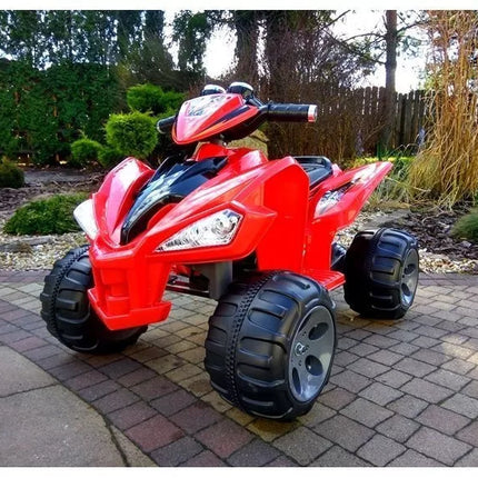 Vidutinis raudonas keturratis – elektromobilis