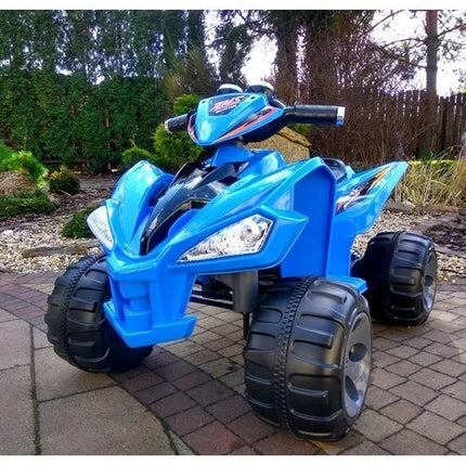 Vidutinis mėlynas keturratis – elektrinė transporto priemonė