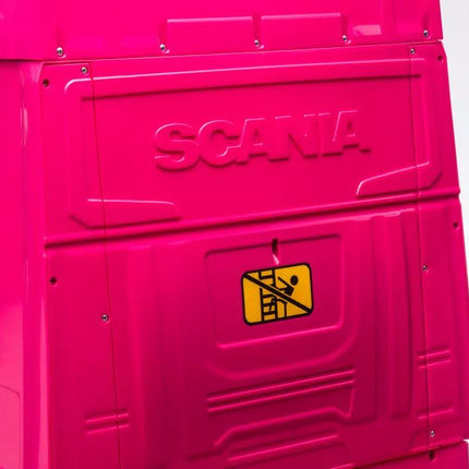 Scania 500R HL698 rožinis 4x4 elektromobilis