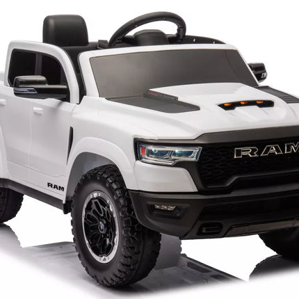 Akumuliatorinis automobilis ZB618 Dodge Ram Baltas