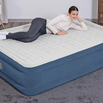 Pripu
čiamas 
čiu
žinys 203 x 152 x 46 cm Bestway 67624