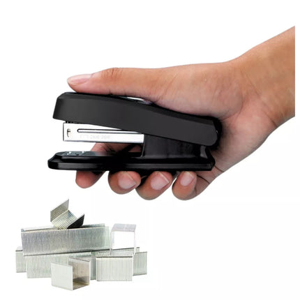 Juodas biuro segiklis, skirtas iki 30 lapų. Komplekte segtukų 24/6. Ilgis 13 cm.