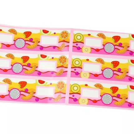 Tortas gimtadieniui, pjaustomas