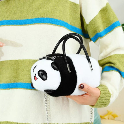 Pliušinė Panda Rankinė Metaline Grandinėle Juoda Balta 20cm
