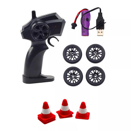 Driftinis sportinis automobilis su keičiamais ratais, valdomas nuotoliniu būdu, RC 4WD, raudonas