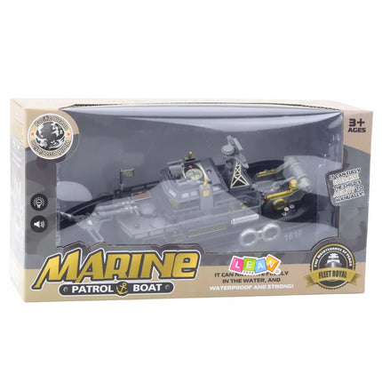 Patrolinės valties šviesos, garsai, vandens purslai, judantys elementai